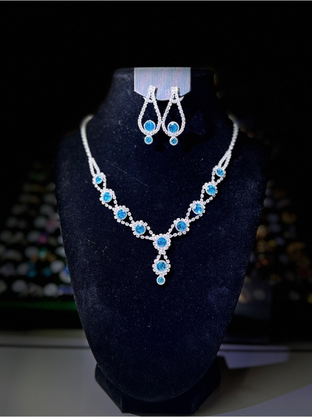 Elegant Blue Crystal Necklace ，bracelet and Earring Set - Women Jewelry